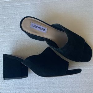 Steve Madden Black Mules